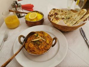 Tofu curry, lemon rice, plain naan at Maharaja City in Budapest