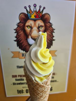 Soft serve Pina colada & Vanilla at King David's Ice Cream in Nairobi