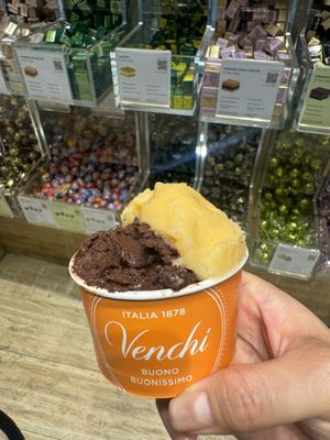 Vegan sorbet: lemon, melon and chocolate   at Venchi in Venice