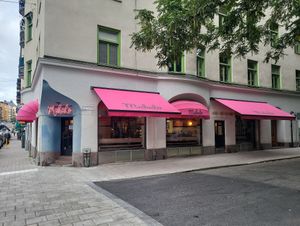 Outside at Mahalo - Kungsholmen in Stockholm