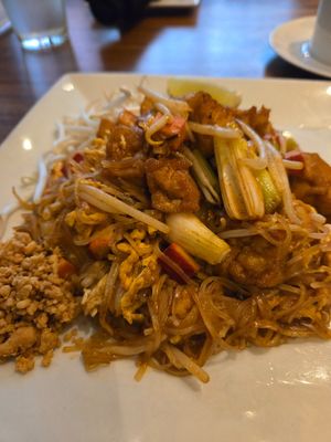 Tofu Pad Thai at Soi 38  in Washington