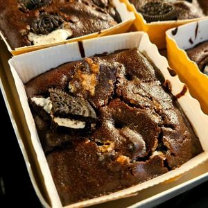 Oreo brownies at Ukrave Desserts in Manchester
