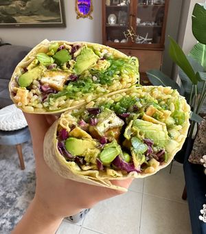   at Sus Hi Eatstation - Colonial in Orlando