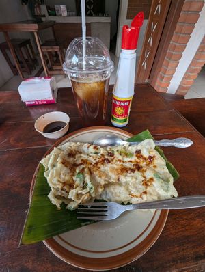  at Tempe Mendoan Jumbo Borobudur / Vegan Food Borobudur in Magelang