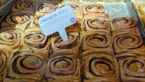 Vegane Cinnamon Roll at Cinnamood in Muenster