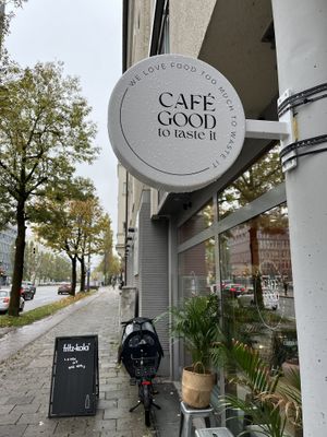   at Cafe Good in Munich