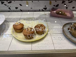 Sugar free breakfast vegan muffins (peach)   at Cafe Good in Munich