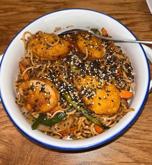 Noodles con no-pollo  at Bidebide in Tolosa