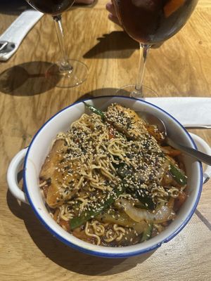 Noodles no pollo veganos  at Bidebide in Tolosa