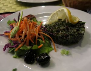 Tartare d’algues (seaweed tartare)  at Le Potager du Marais - Saint Paul in Paris