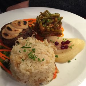 fantastic burger with delicious vegan cheese and super legumes  at Le Potager du Marais - Saint Paul in Paris