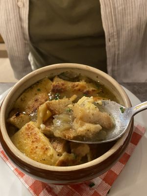 French onion soup at Le Potager du Marais - Saint Paul in Paris