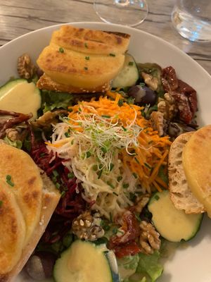 Vegan Cheese Salad at Le Potager du Marais - Saint Paul in Paris