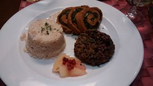Lupine roulés with green pepper sauce, lentil dahl and thai rice with almonds at Le Potager du Marais - Saint Paul in Paris