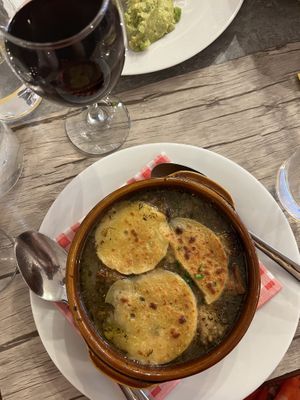 French onion soup   at Le Potager du Marais - Saint Paul in Paris
