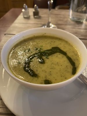 Vegan zucchini soup   at Le Potager du Marais - Saint Paul in Paris