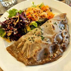 French crepe with mushrooms and leeks at Le Potager du Marais - Saint Paul in Paris
