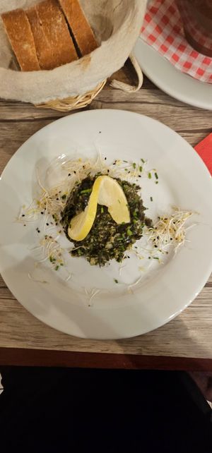 Seaweed tart at Le Potager du Marais - Saint Paul in Paris