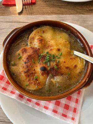 Onion soup at Le Potager du Marais - Saint Paul in Paris