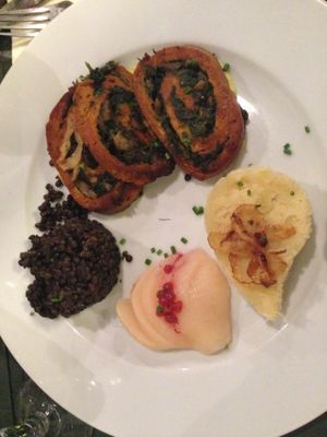 Roulé de lupin à la florentine et aux champignons, sauce poivre vert at Le Potager du Marais - Saint Paul in Paris