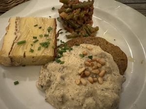Seitan chicken dinner special   at Le Potager du Marais - Saint Paul in Paris