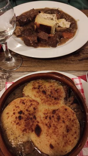 Onion soup and bourguignon at Le Potager du Marais - Saint Paul in Paris