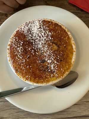 Creme brulee  at Le Potager du Marais - Saint Paul in Paris