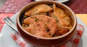 French onion soup  at Le Potager du Marais - Saint Paul in Paris