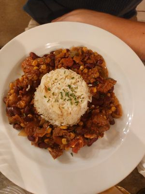Chili with rice at Le Potager du Marais - Saint Paul in Paris