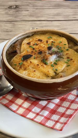 onion soup  at Le Potager du Marais - Saint Paul in Paris