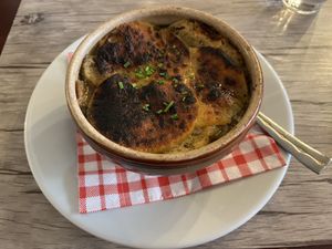 Soup a l’onion  at Le Potager du Marais - Saint Paul in Paris