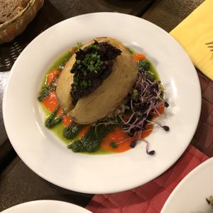 The roasted potato. at Le Potager du Marais - Saint Paul in Paris