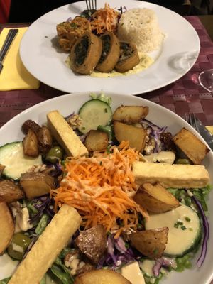 Salad and entree  at Le Potager du Marais - Saint Paul in Paris