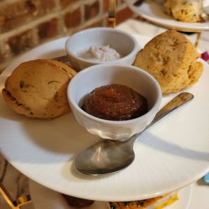  at Paparmane in Montreal