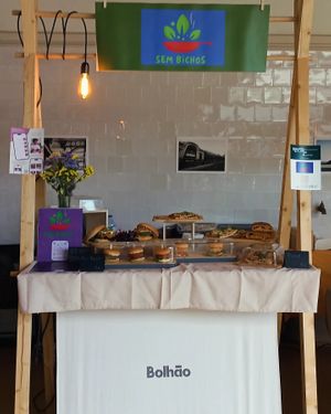 As bancas do mercado at Porto Vegan Market in Porto