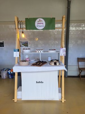 The Vegan Cake stand at Porto Vegan Market in Porto