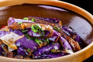 Berenjena china al estilo Yuxiang at Restaurante Chila in Valencia