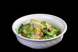 Repollo salteado en wok at Restaurante Chila in Valencia