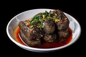 Tofu fermentado at Restaurante Chila in Valencia