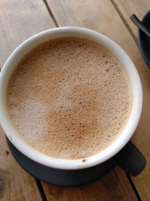 Decaf oat latte (June 2025) at Caffi Tŷ Maenan in Machynlleth