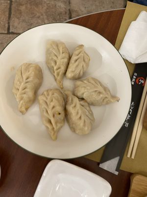 Ravioli di verdure  at Hi Mi - 嗨米 in Turin