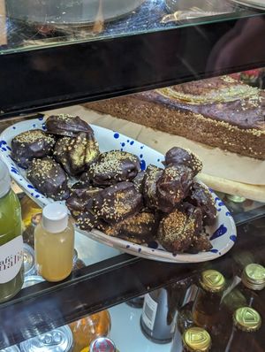 dates in chocolate at Café Amalia in Visby