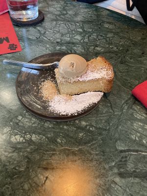   at DREI ZIMMER KÜCHE BAD in Frankfurt