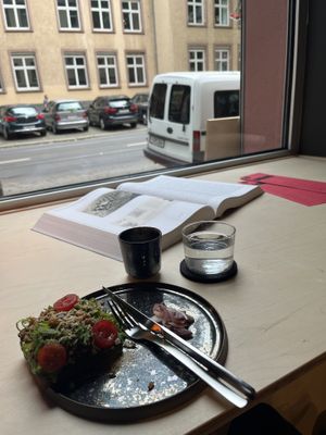 Ouwe Roggen   at DREI ZIMMER KÜCHE BAD in Frankfurt