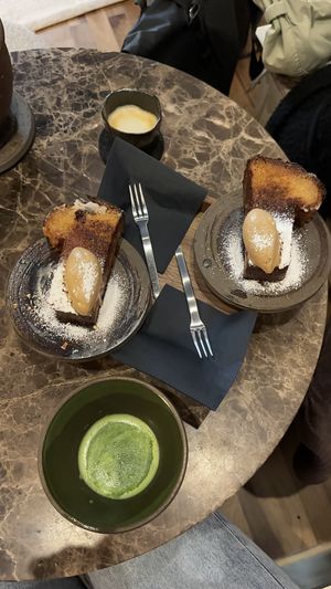   at DREI ZIMMER KÜCHE BAD in Frankfurt