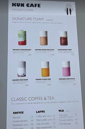 Cold beverages at Kun Café in Paris