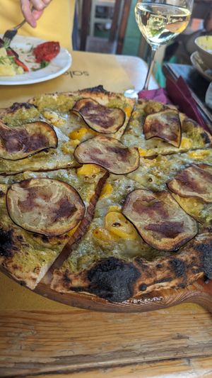 Pizza vegana! at Salerno Centro in Salerno