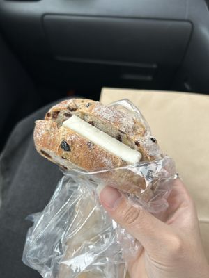 Vegan butter sandwich  at 4eyes Bakery - フォーアイズベーカリー in Moriyama