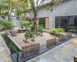 Courtyard at WAKO Bake in Chiang Mai