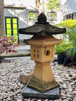 Spot the gecko   at WAKO Bake in Chiang Mai